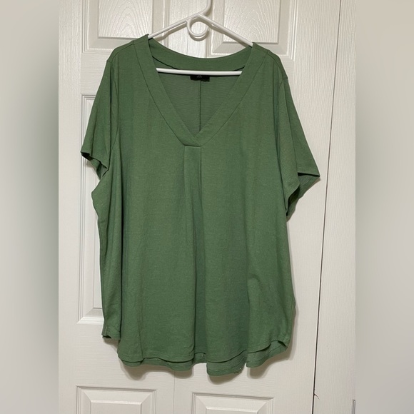 Lane Bryant Tops - Lane Bryant Green Boxy Short Sleeve Tee